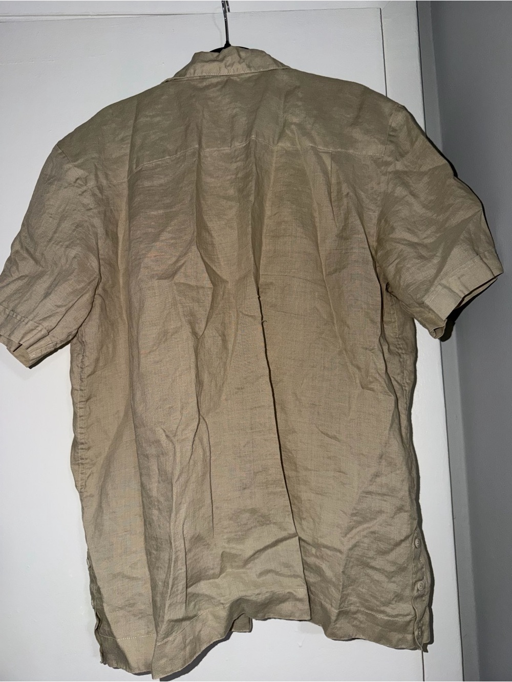 Men's Short-Sleeve Linen Shirt in Beige - Picture 2 of 3
